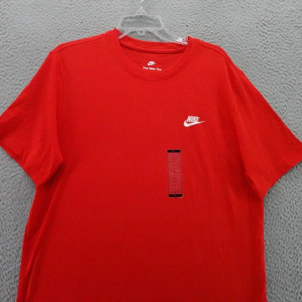 Nike Mens Tee Shirt Red‎ Short Sleeve Embroidered Futura Logo Large NEW